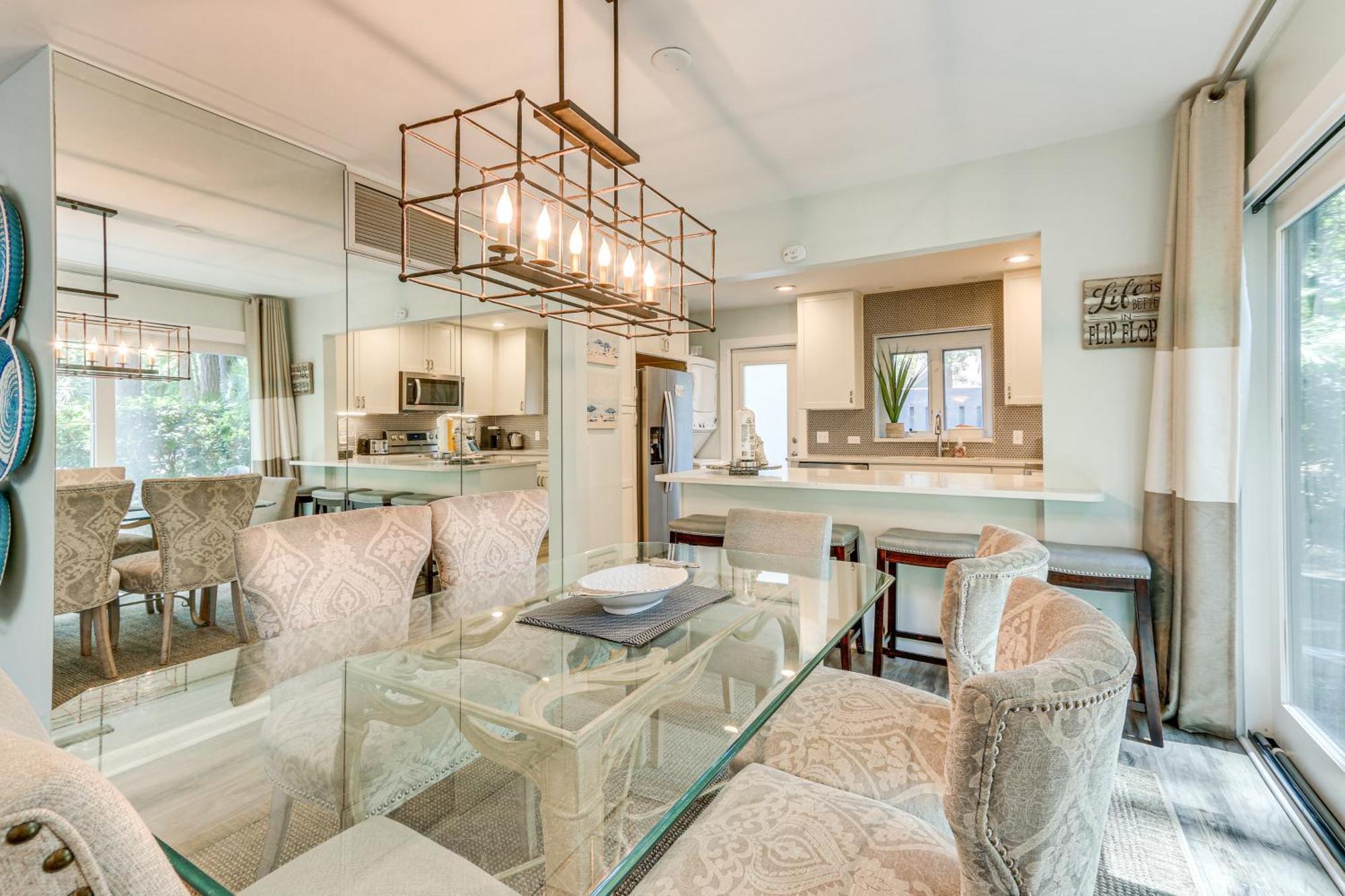 Modern Hilton Head Retreat Walk To Beach And Golf! Хилтон-Хед-Айленд Экстерьер фото